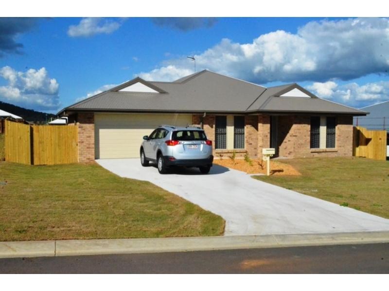 38 Wandoo Crescent, Westbrook QLD 4350