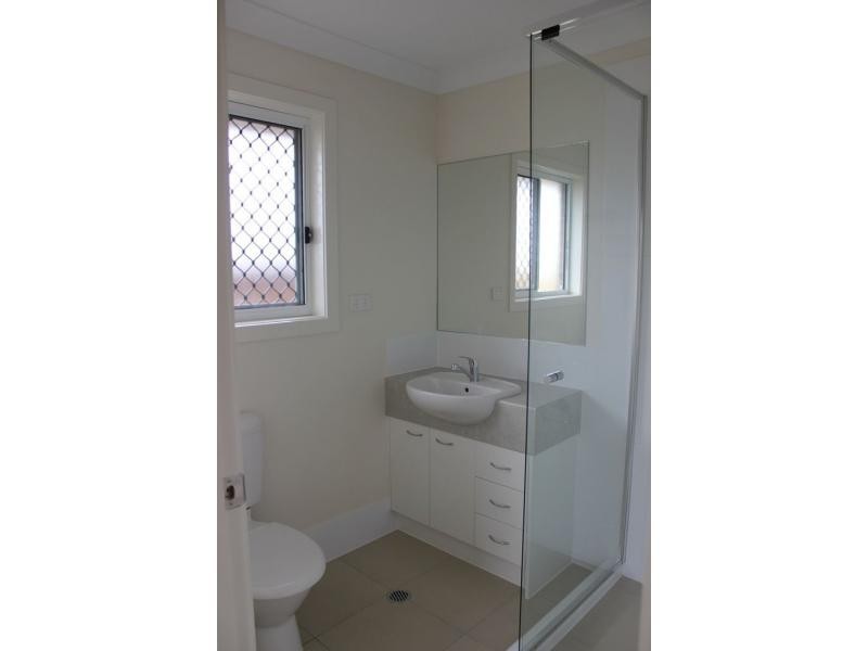 20 Wandoo Crescent, Westbrook QLD 4350