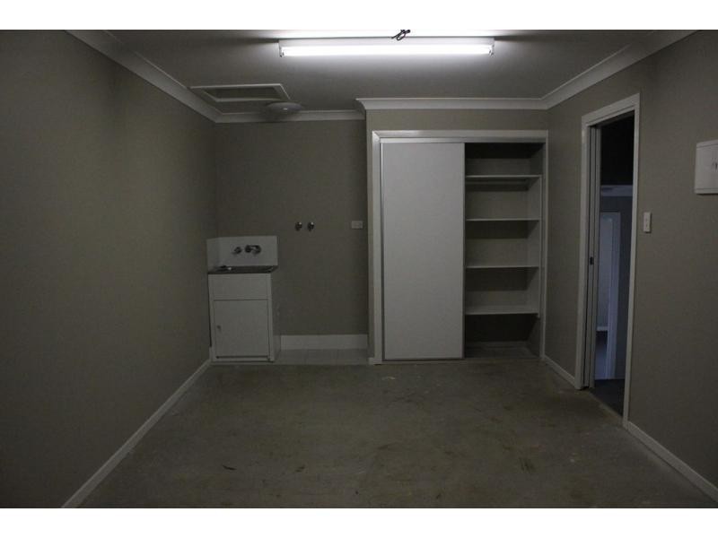 2/13 Alpine Court, Cranley QLD 4350