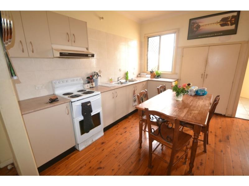 441 Tor Street, Newtown QLD 4350