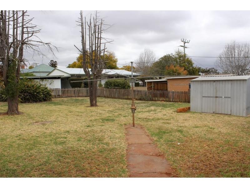 188 South Street, Centenary Heights QLD 4350