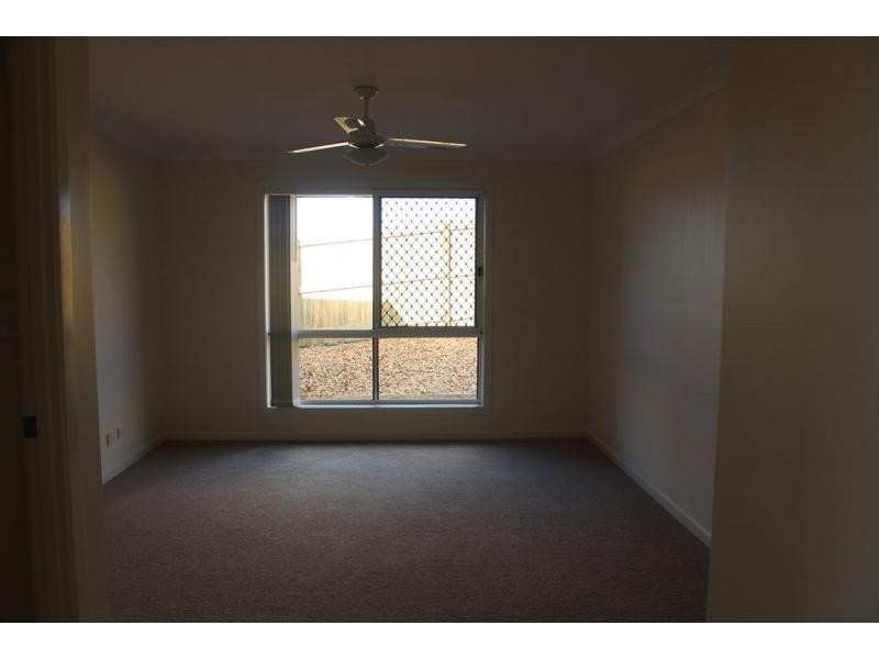 23 Mansell Boulevard, Cotswold Hills QLD 4350