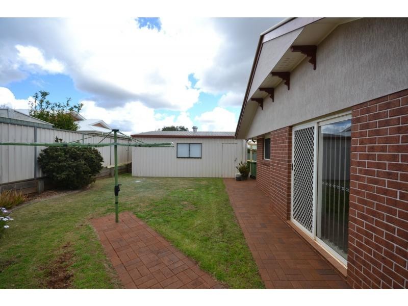 14 Gouldson Drive, Kearneys Spring QLD 4350