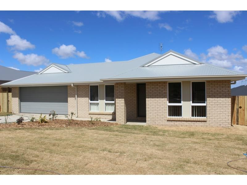 17 Wandoo Crescent, Westbrook QLD 4350