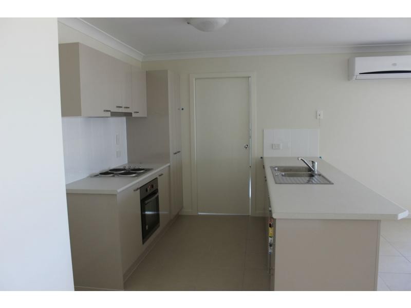 17 Wandoo Crescent, Westbrook QLD 4350