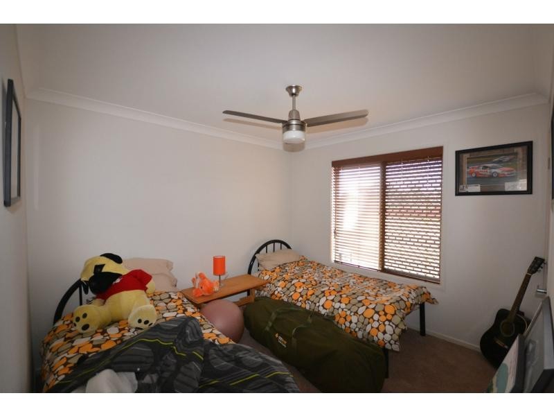 16 Phipps Drive, Meringandan West QLD 4352