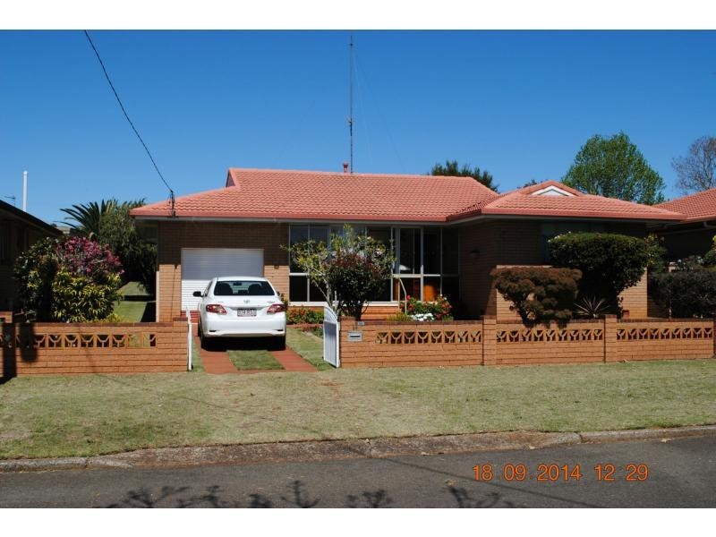 26 Shennan Street, Harristown QLD 4350