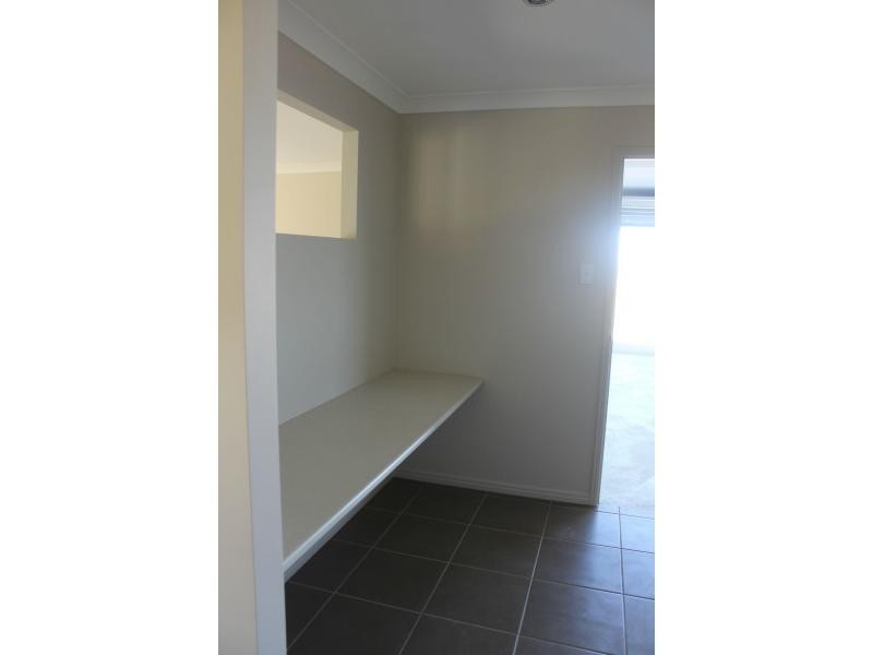 7 Wandoo Crescent, Westbrook QLD 4350