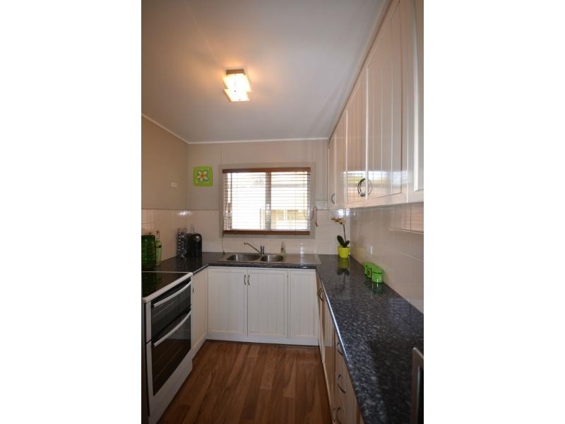 37 South Street, Rangeville QLD 4350