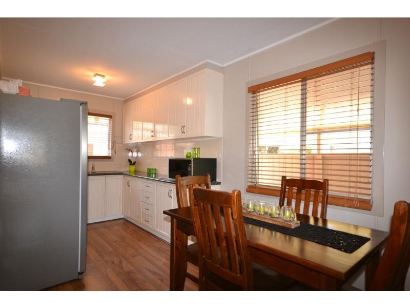 37 South Street, Rangeville QLD 4350