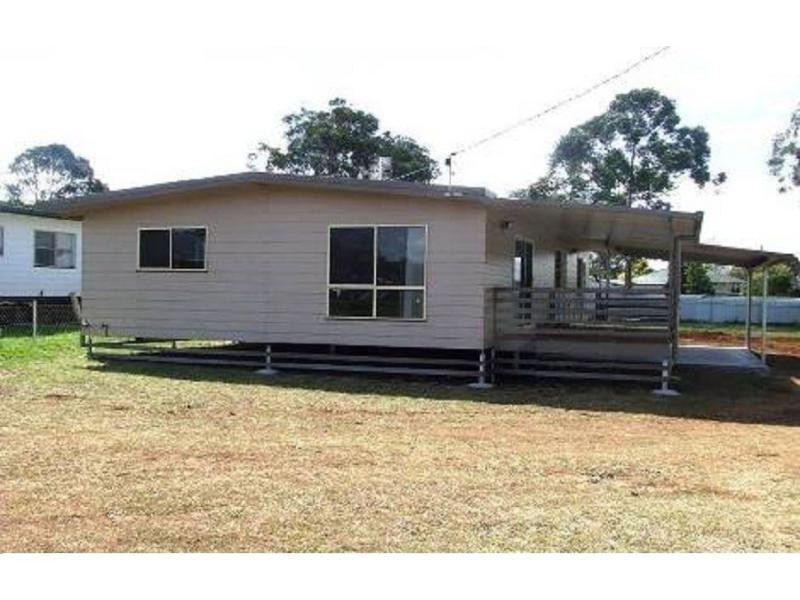 13 Frizzell Street, Southbrook QLD 4363