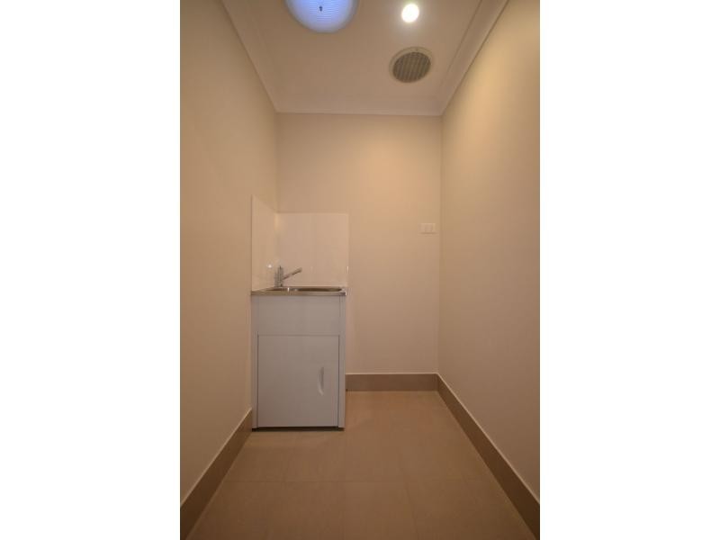 1/3 Carlin Street, Glenvale QLD 4350