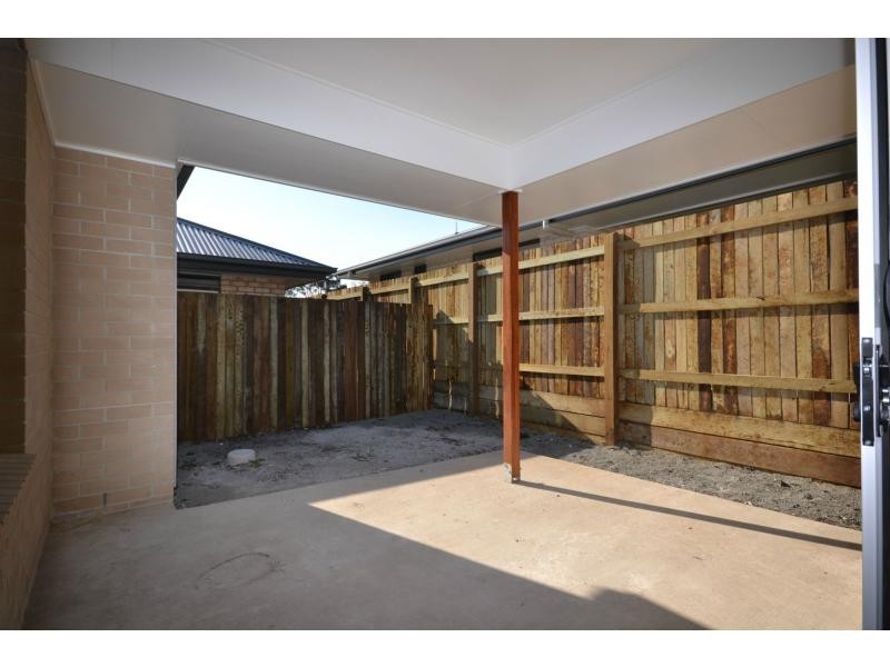 1/3 Carlin Street, Glenvale QLD 4350