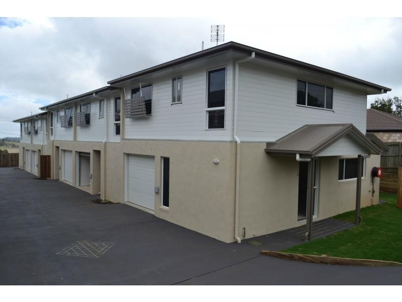 Unit 7/11 O’Brien Street, Harlaxton QLD 4350