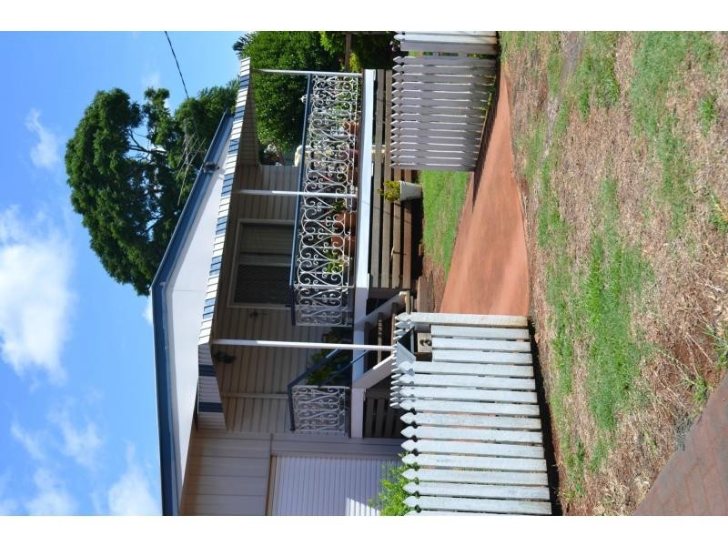3 Moran Street, Wilsonton QLD 4350