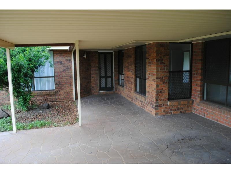 20 Carolann Street, Glenvale QLD 4350