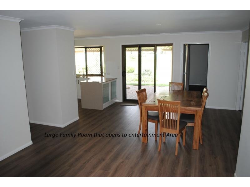 20 Carolann Street, Glenvale QLD 4350