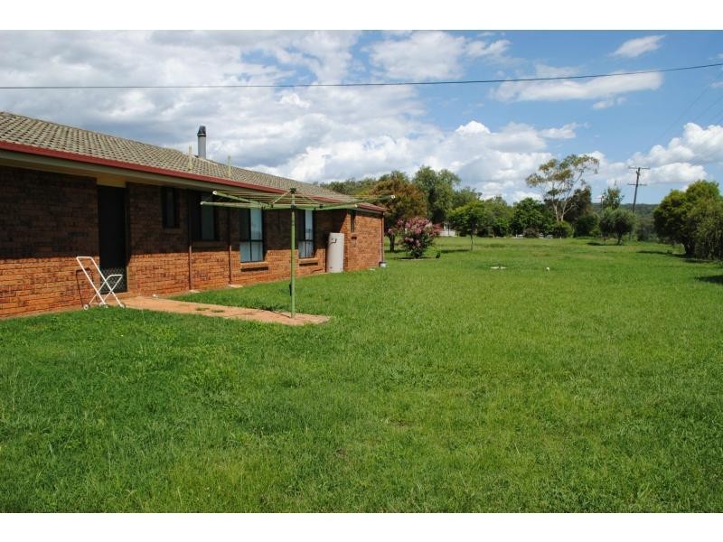 20 Carolann Street, Glenvale QLD 4350