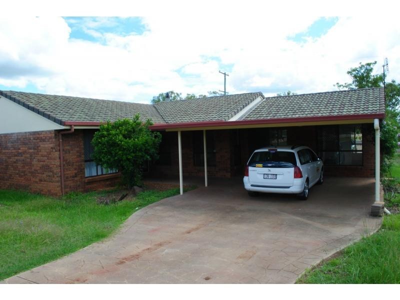 20 Carolann Street, Glenvale QLD 4350