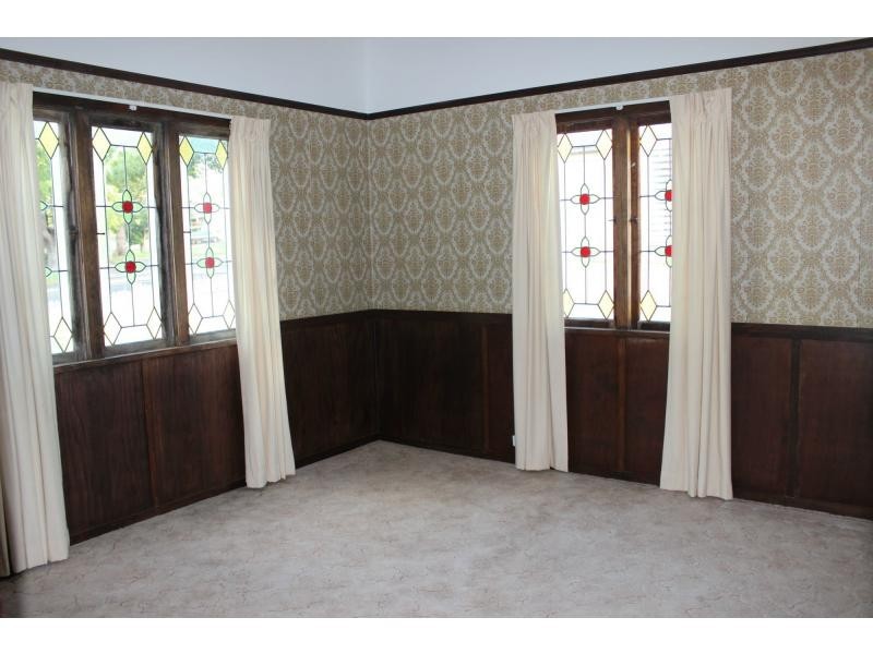 239 Hume Street, South Toowoomba QLD 4350
