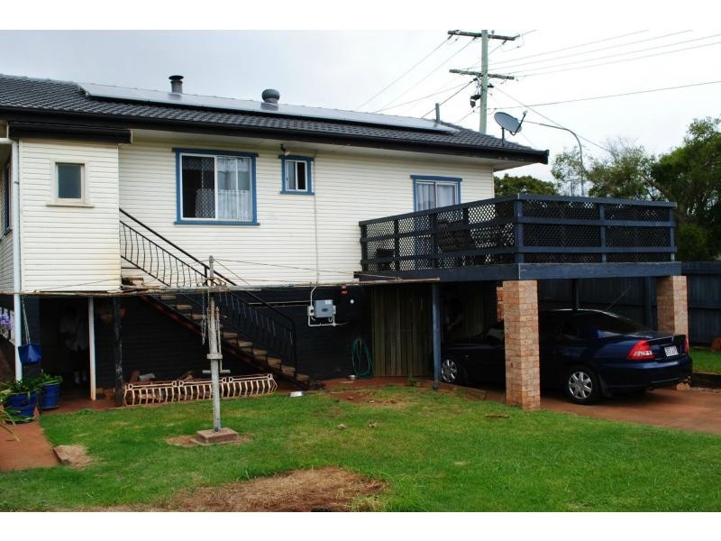 205 Taylor Street, Wilsonton QLD 4350