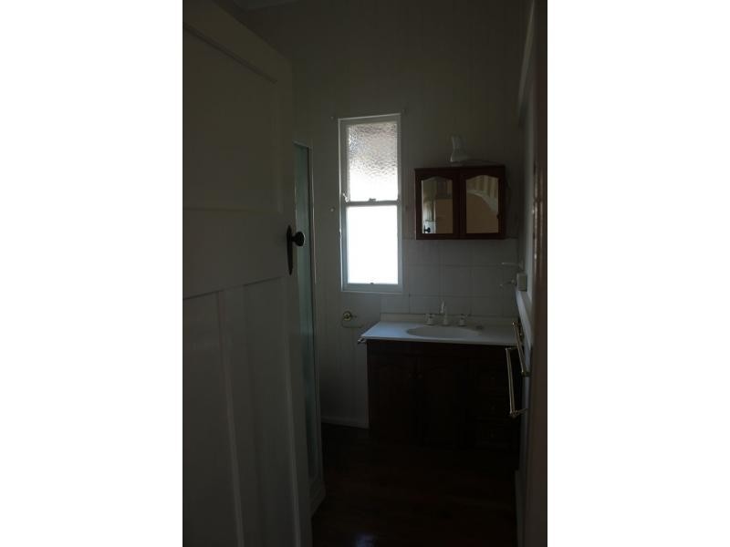 153 Taylor Street, Wilsonton QLD 4350