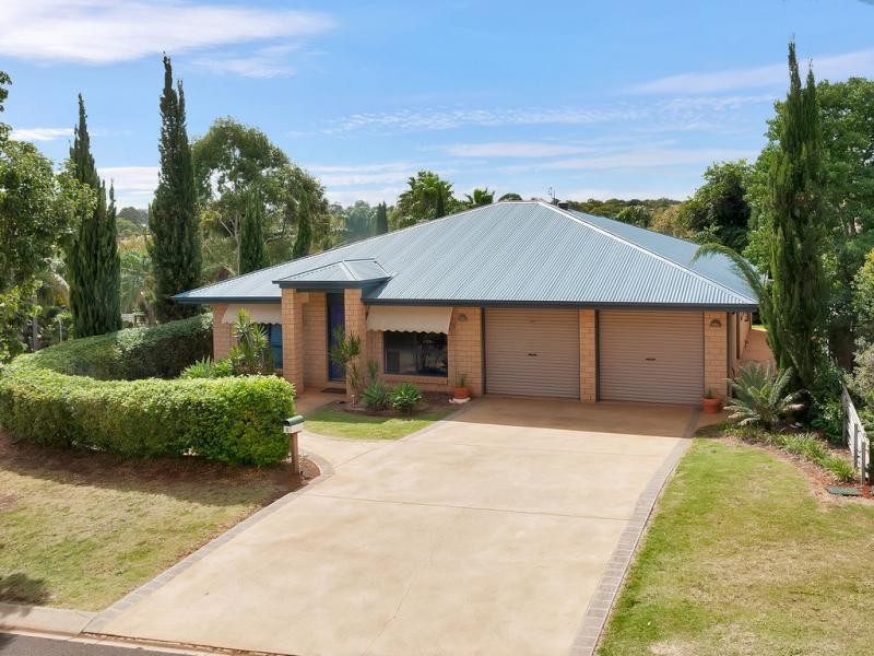 2 Hillcrest Court, Kearneys Spring QLD 4350