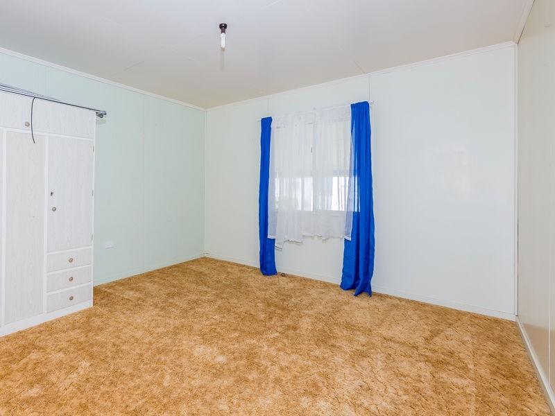 13 Nicholson Street, Dalby QLD 4405