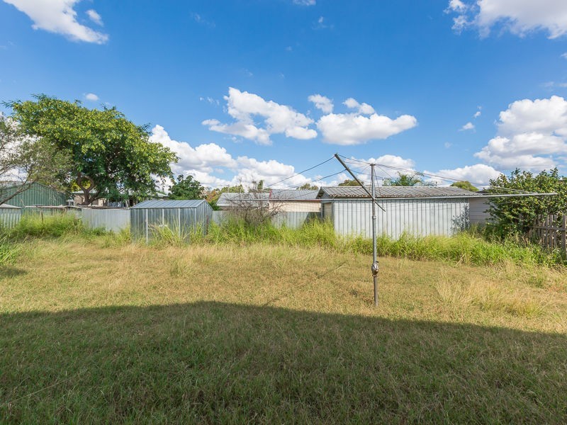13 Nicholson Street, Dalby QLD 4405