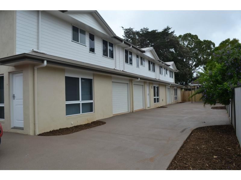 1/421 Tor Street, Newtown QLD 4350