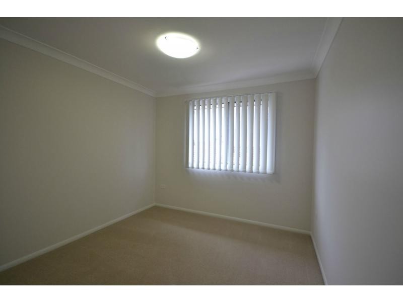 1/421 Tor Street, Newtown QLD 4350