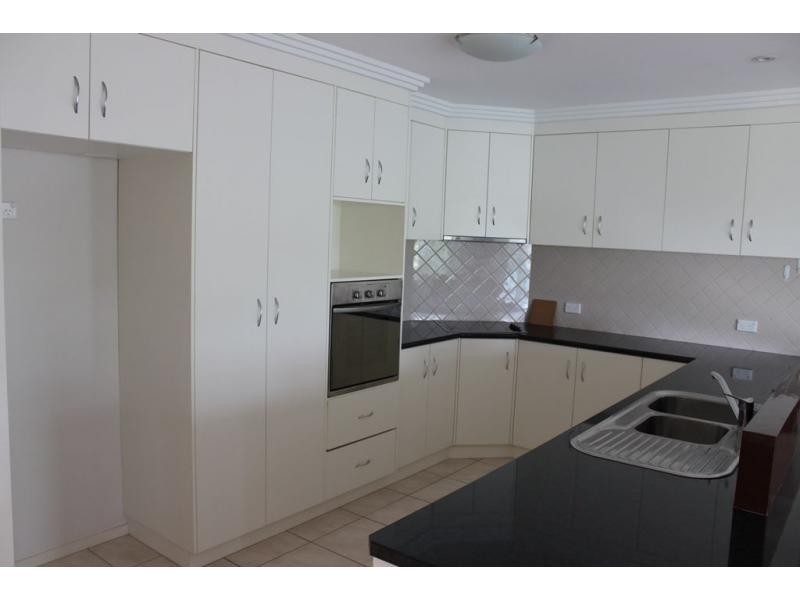 12 Willow View Court, Kingsthorpe QLD 4400
