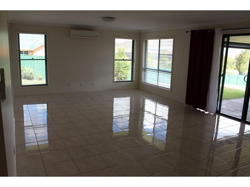12 Willow View Court, Kingsthorpe QLD 4400