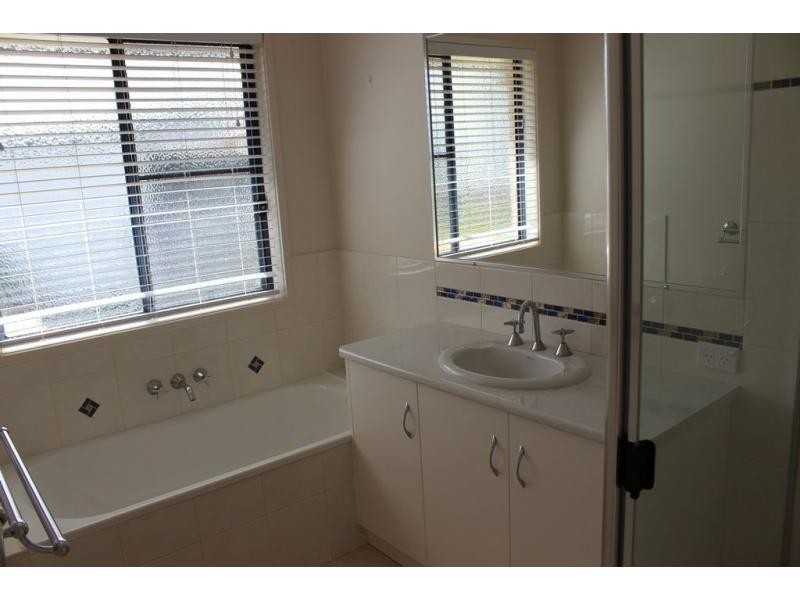 12 Willow View Court, Kingsthorpe QLD 4400