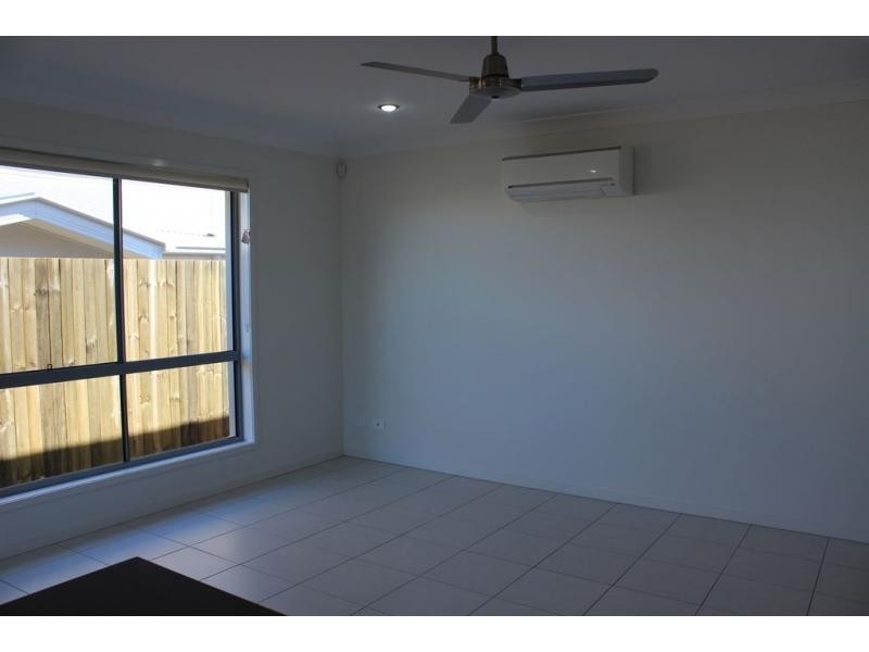 2/8 Parkview Drive, Qld, Glenvale QLD 4350