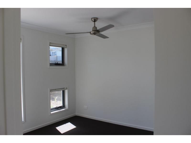 2/8 Parkview Drive, Qld, Glenvale QLD 4350