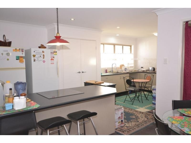 8 Railway Street, Cambooya QLD 4358