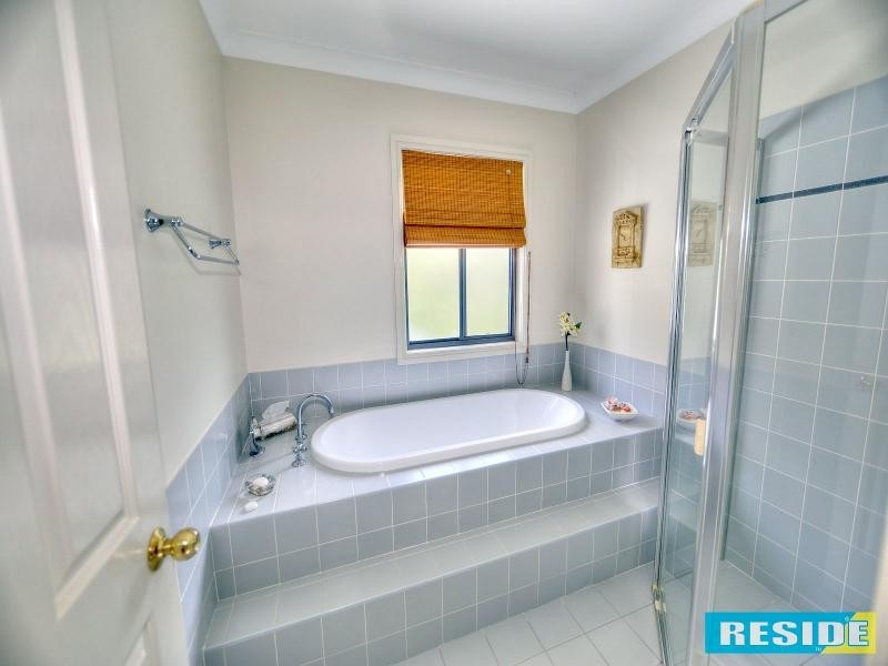 8 The Ironbarks, Picton NSW 2571