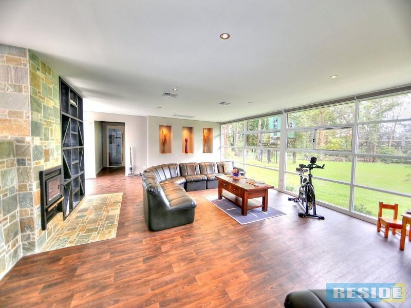 70 Kundabung Street, Belimbla Park NSW 2570