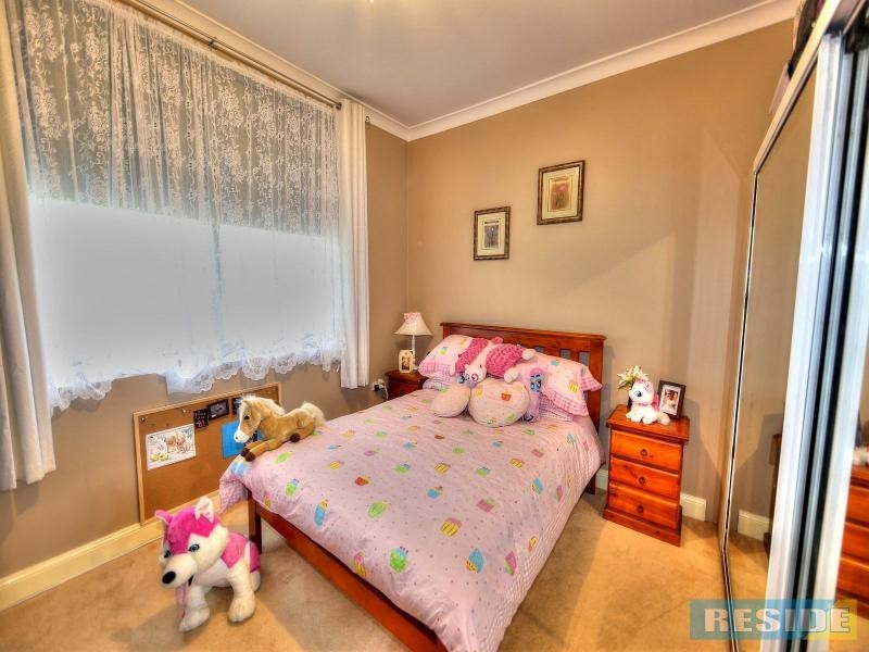 70 Kundabung Street, Belimbla Park NSW 2570
