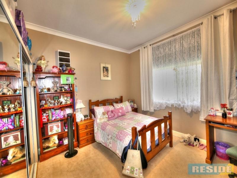 70 Kundabung Street, Belimbla Park NSW 2570