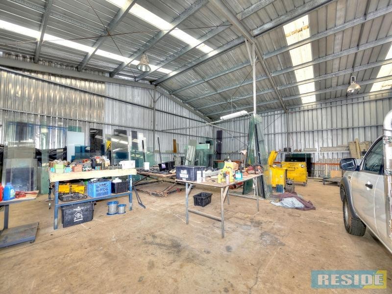 70 Kundabung Street, Belimbla Park NSW 2570