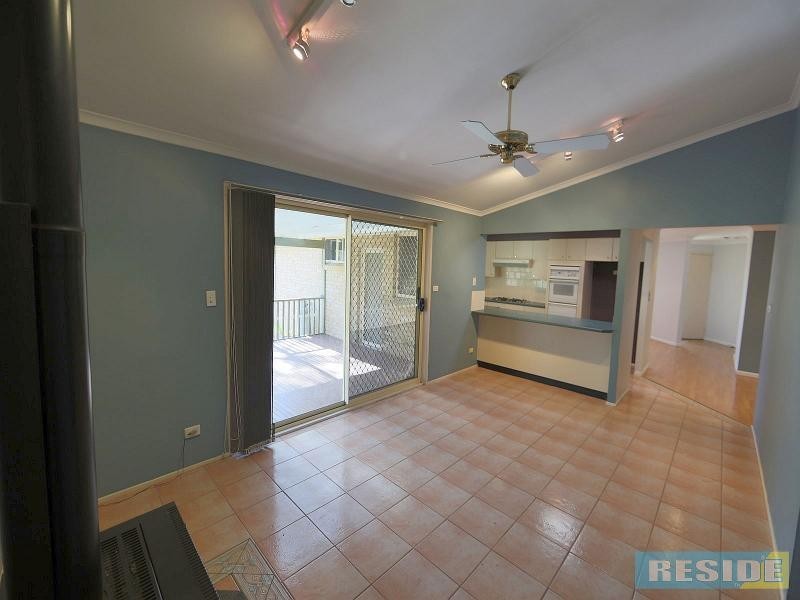 9 Winparra Close, Tahmoor NSW 2573