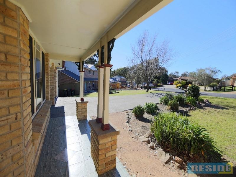 9 Winparra Close, Tahmoor NSW 2573