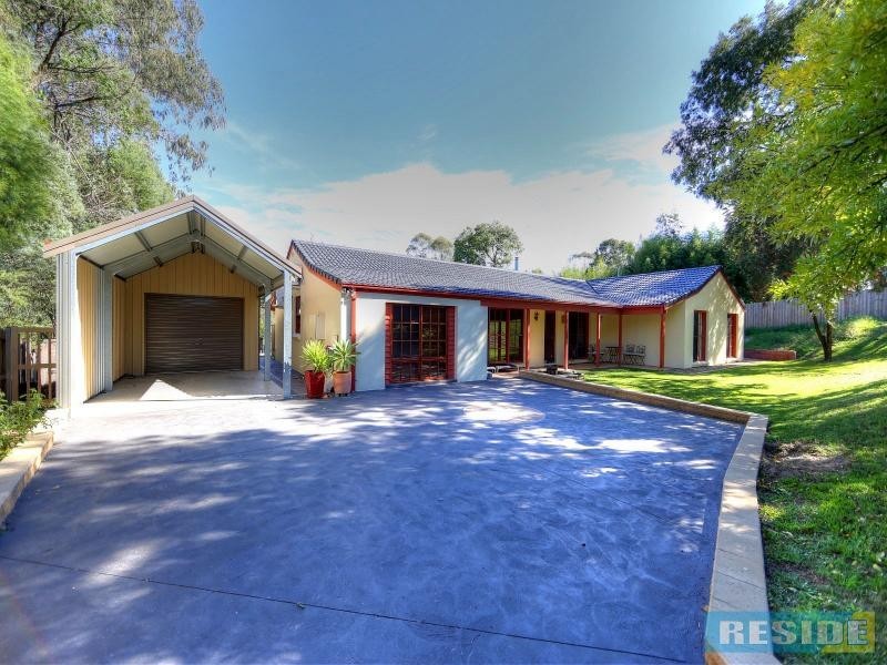 24 Campbell Street, Picton NSW 2571