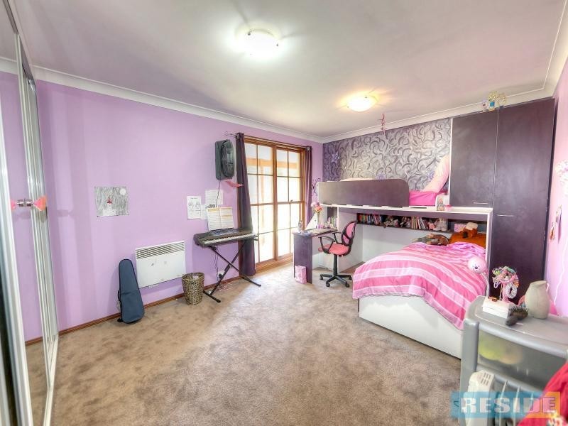 24 Campbell Street, Picton NSW 2571