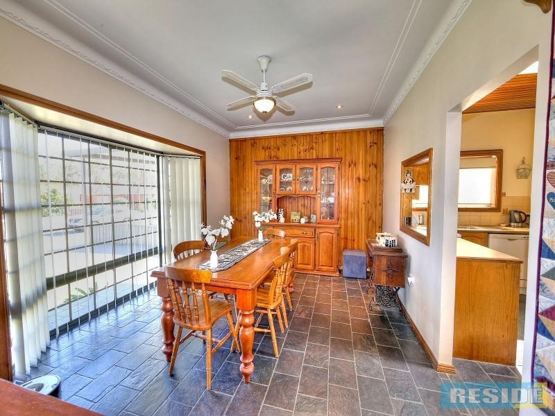 13 Parkland Avenue, Macquarie Fields NSW 2564