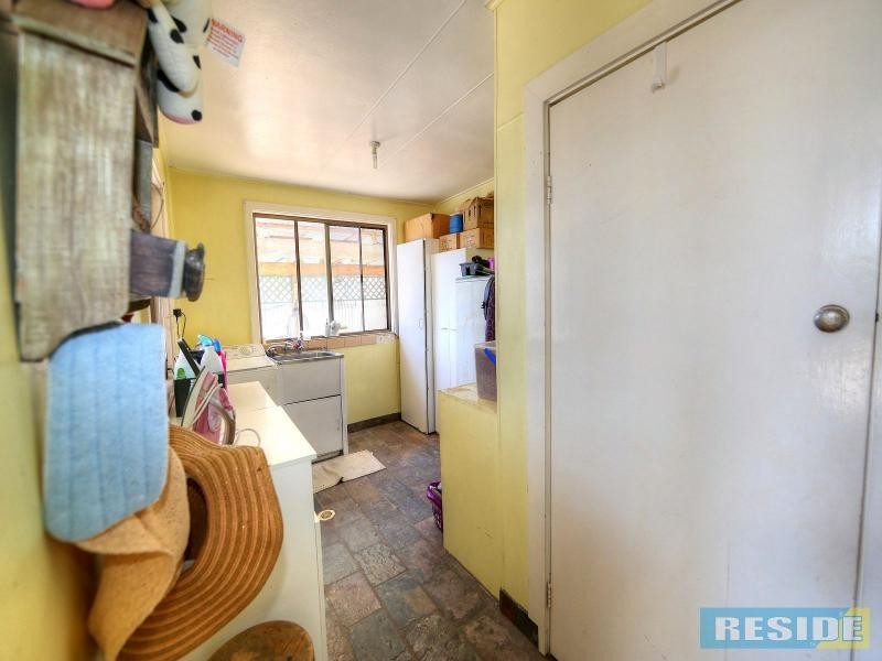 13 Parkland Avenue, Macquarie Fields NSW 2564