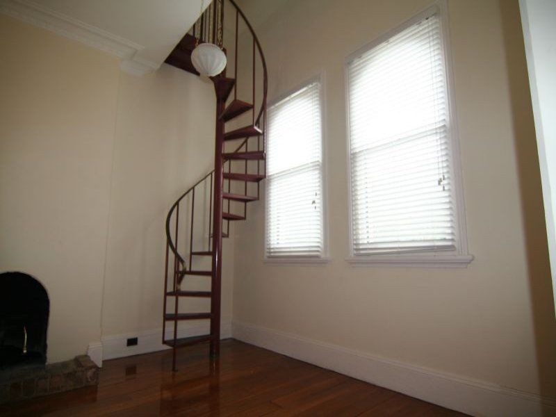 4/249 Menangle Street, Picton NSW 2571