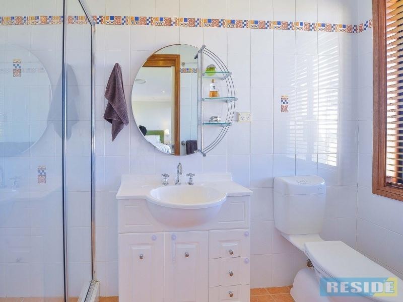 18 The Grange, Picton NSW 2571